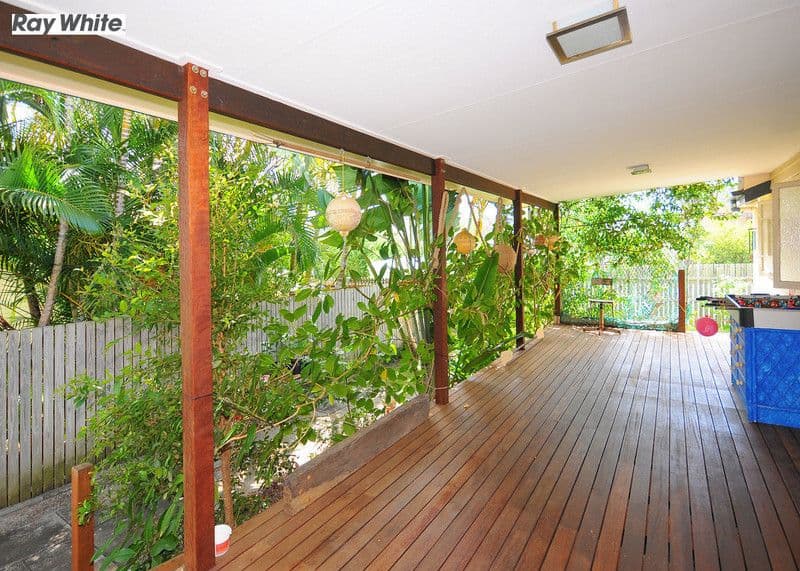 68 Moolyyir Street, URANGAN QLD 4655, Urangan - Thumbnail 2