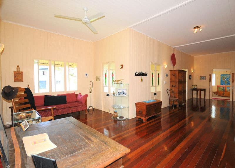 68 Moolyyir Street, URANGAN QLD 4655, Urangan - Thumbnail 4