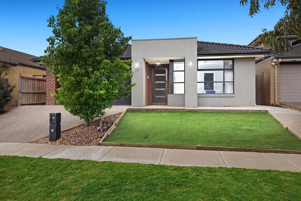 16 Pascolo Way, Wyndham Vale VIC 3024, Wyndham Vale - Thumbnail 2