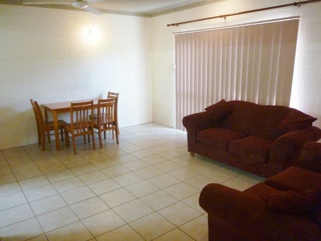 37 Winkworth Street, BUNGALOW QLD 4870, Bungalow - Thumbnail 3