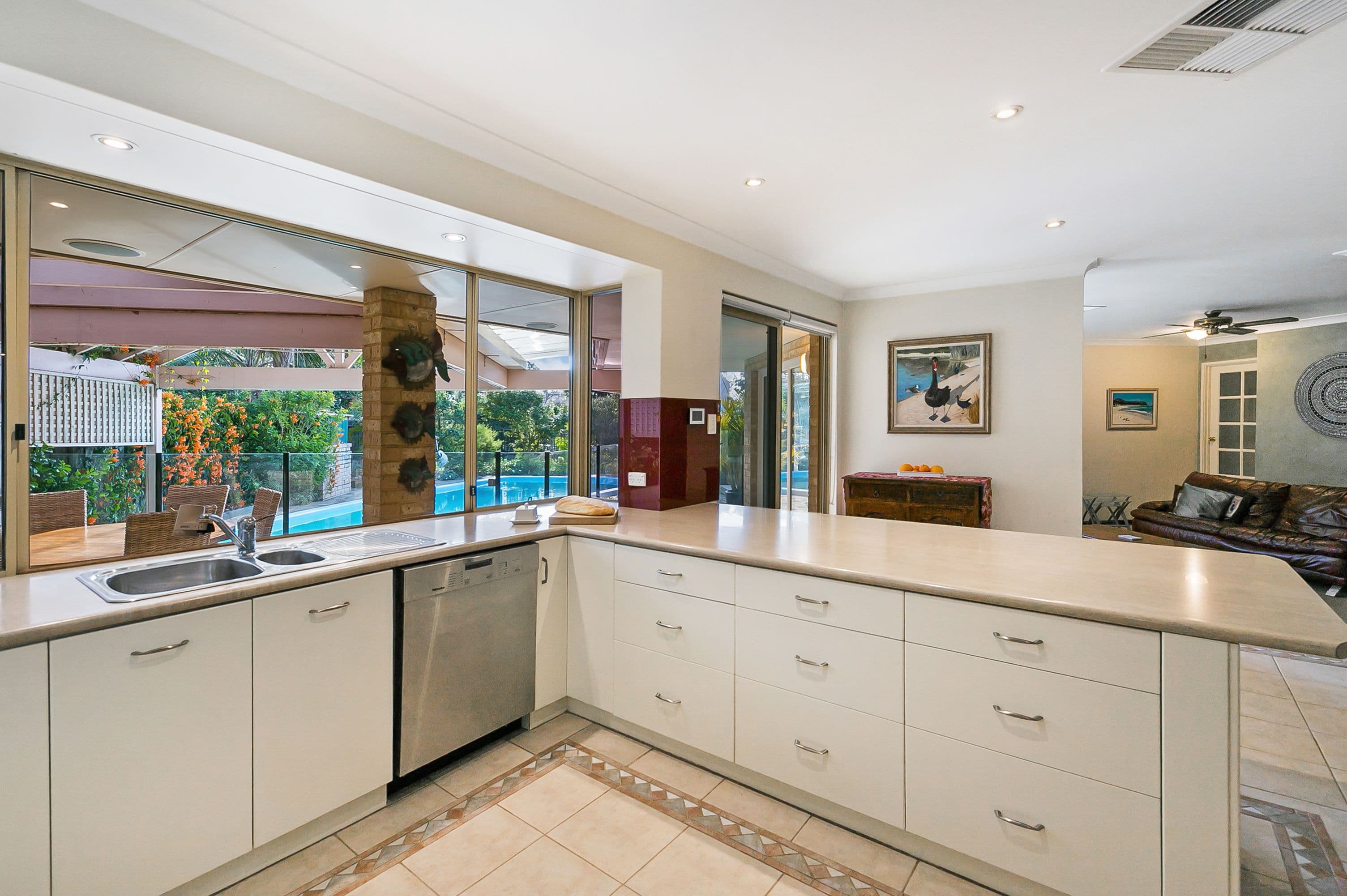 15 Grainger Drive, Mount Claremont WA 6010, Mount Claremont - Thumbnail 5