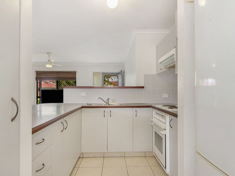 18 Willunga Place, Merrimac QLD 4226, Merrimac - Thumbnail 4