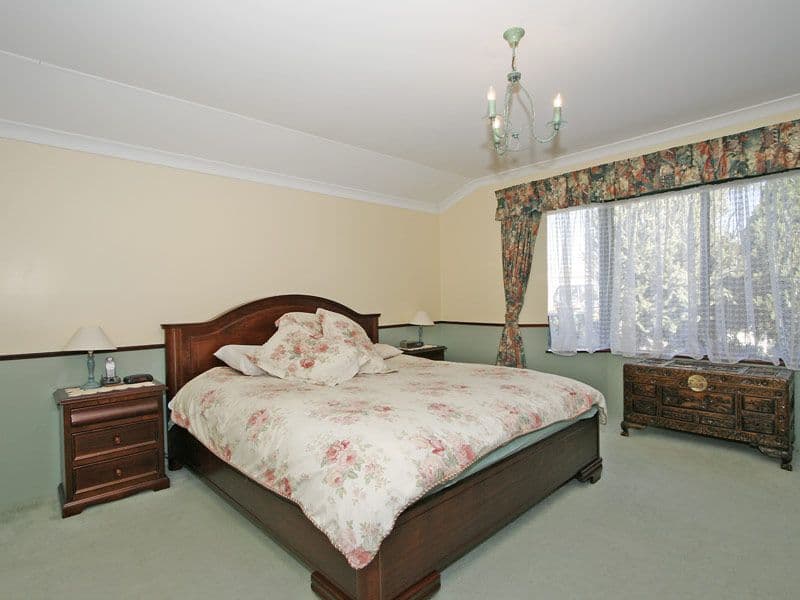8 Carlsbad Court, BALLAJURA WA 6066, Ballajura - Thumbnail 4