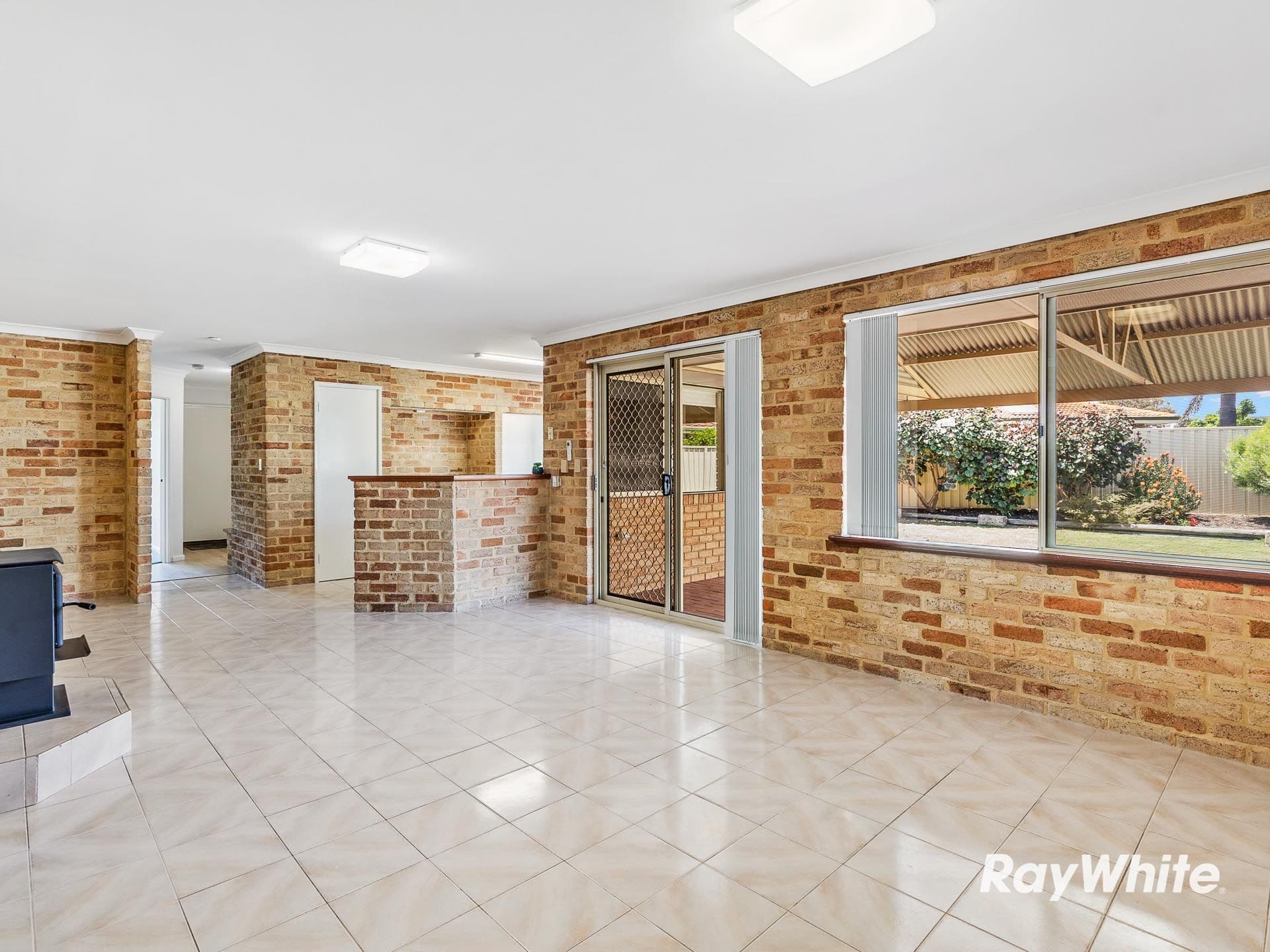 5 Maitland Close, Halls Head WA 6210, Halls Head - Thumbnail 6