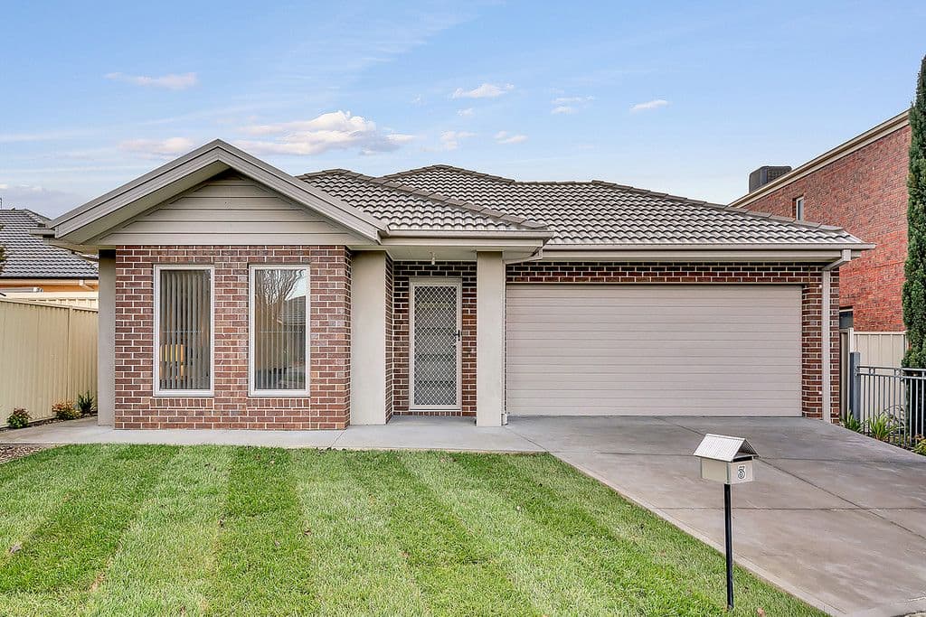 3 Greystone Place, Craigieburn VIC 3064, Craigieburn - Thumbnail 3