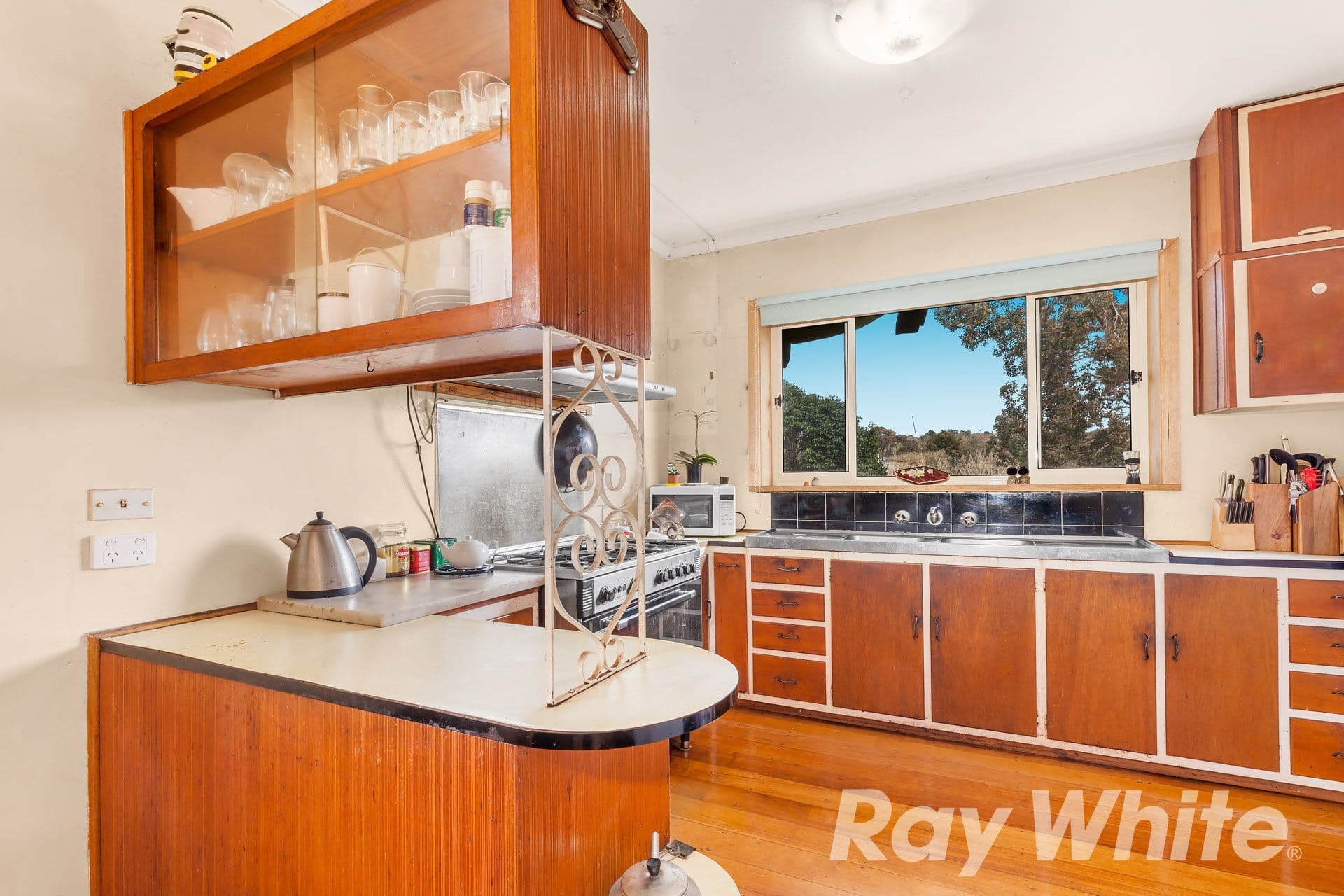 131 Rosanna Road, Rosanna VIC 3084, Rosanna - Thumbnail 6