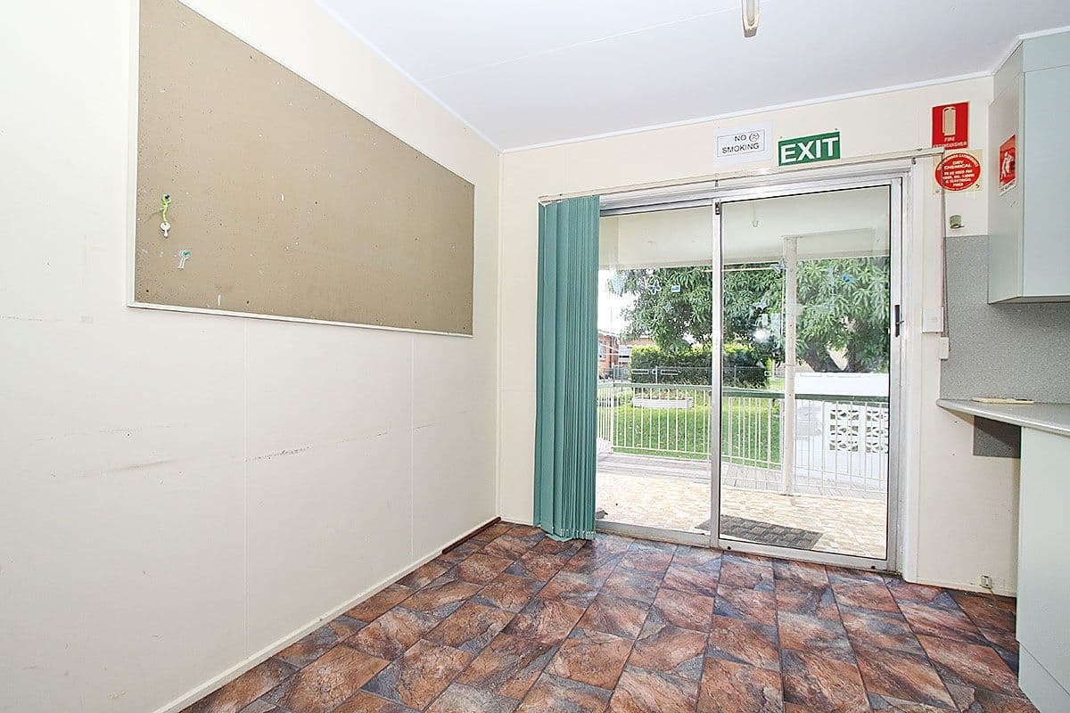 14 Warrawong Street, Eastern Heights QLD 4305, Eastern Heights - Thumbnail 6