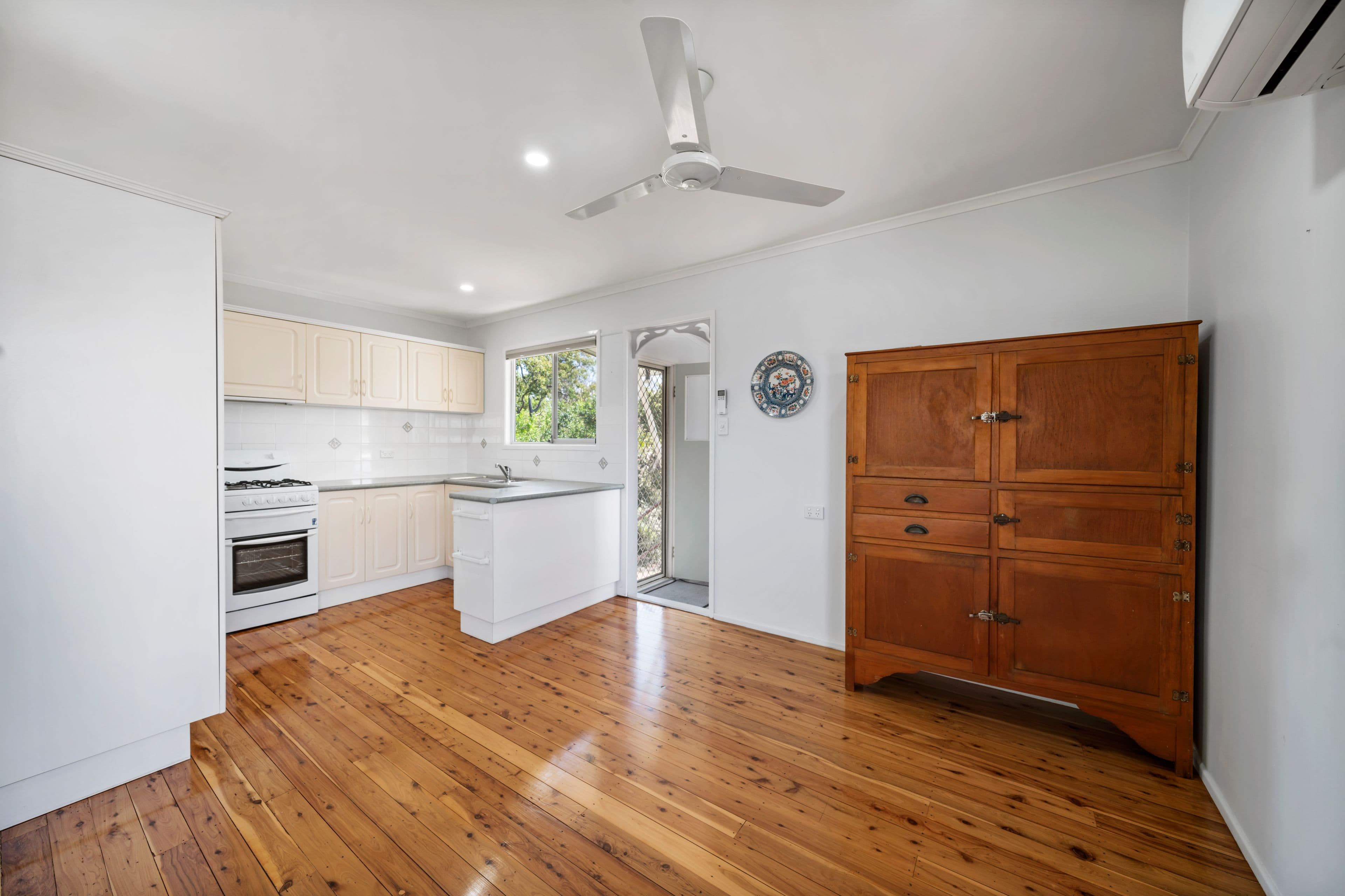 15 Allport Street, Pittsworth QLD 4356, Pittsworth - Thumbnail 7
