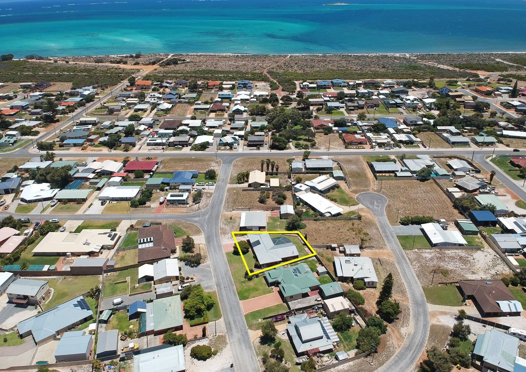 9 Elizabeth Way, Jurien Bay WA 6516, Jurien Bay - Thumbnail 2