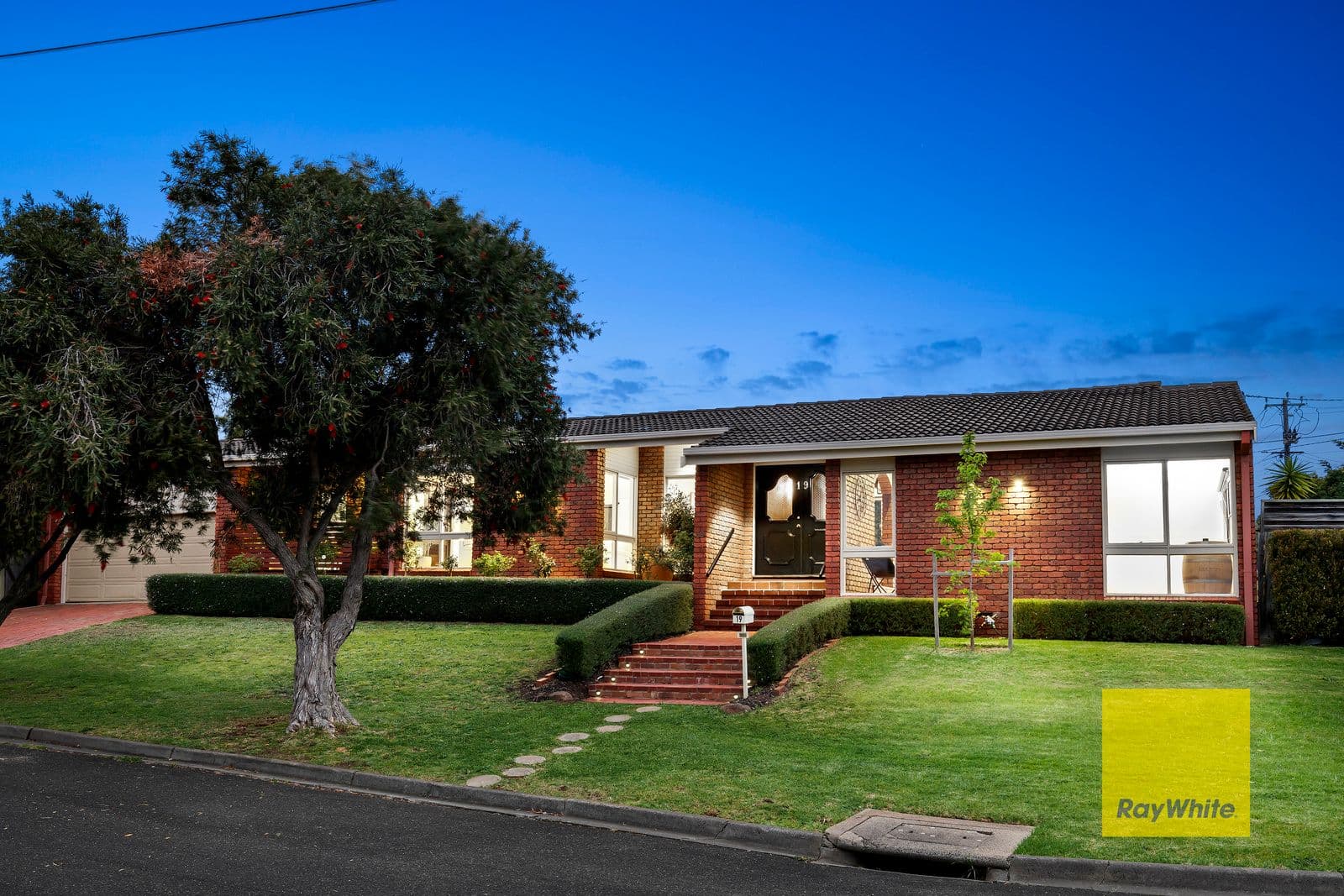 19 Coolabah Drive, Grovedale VIC 3216, Grovedale - Thumbnail 2