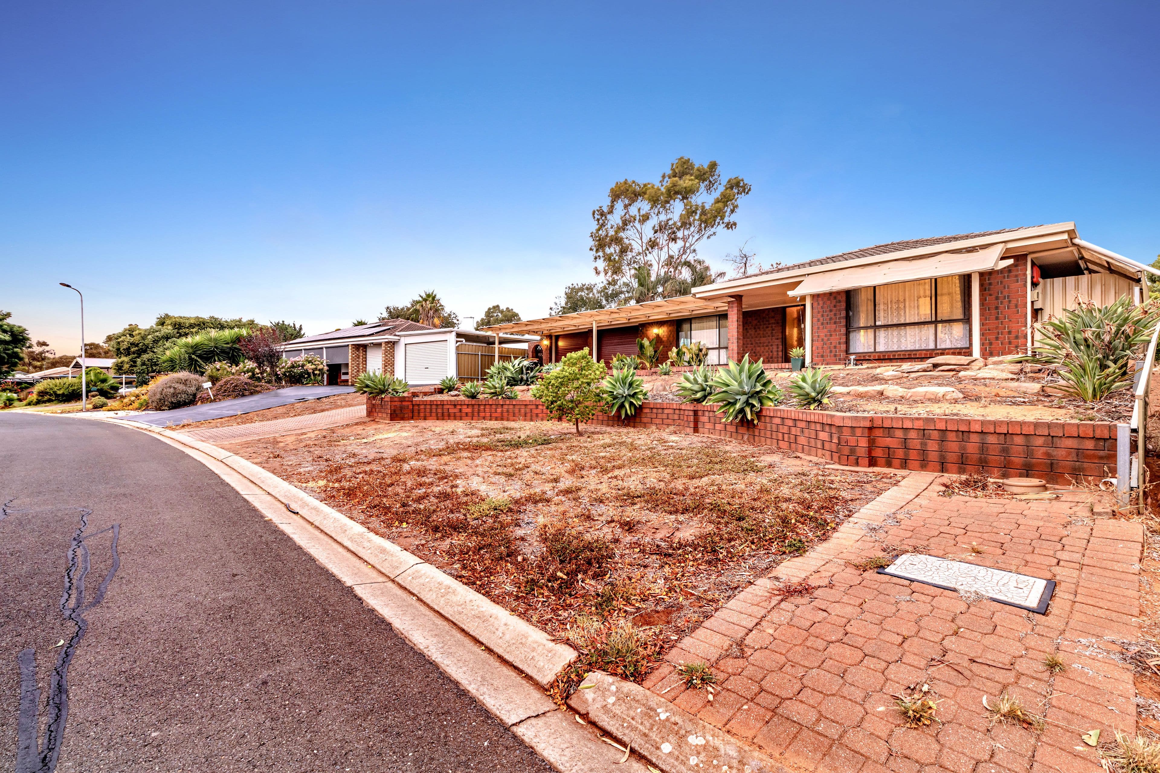 11 Karinga Avenue, Craigmore SA 5114, Craigmore - Thumbnail 3
