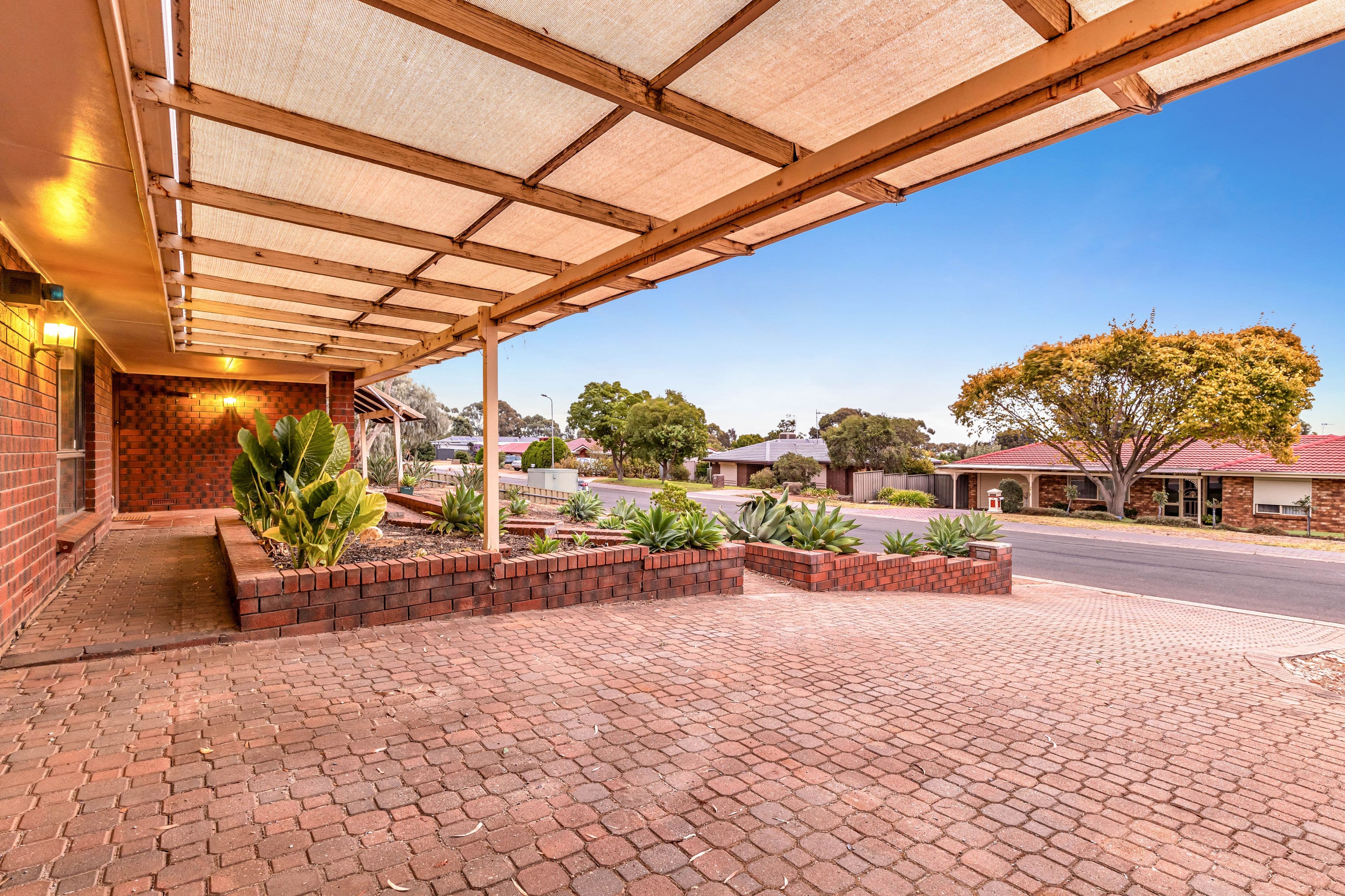 11 Karinga Avenue, Craigmore SA 5114, Craigmore - Thumbnail 4