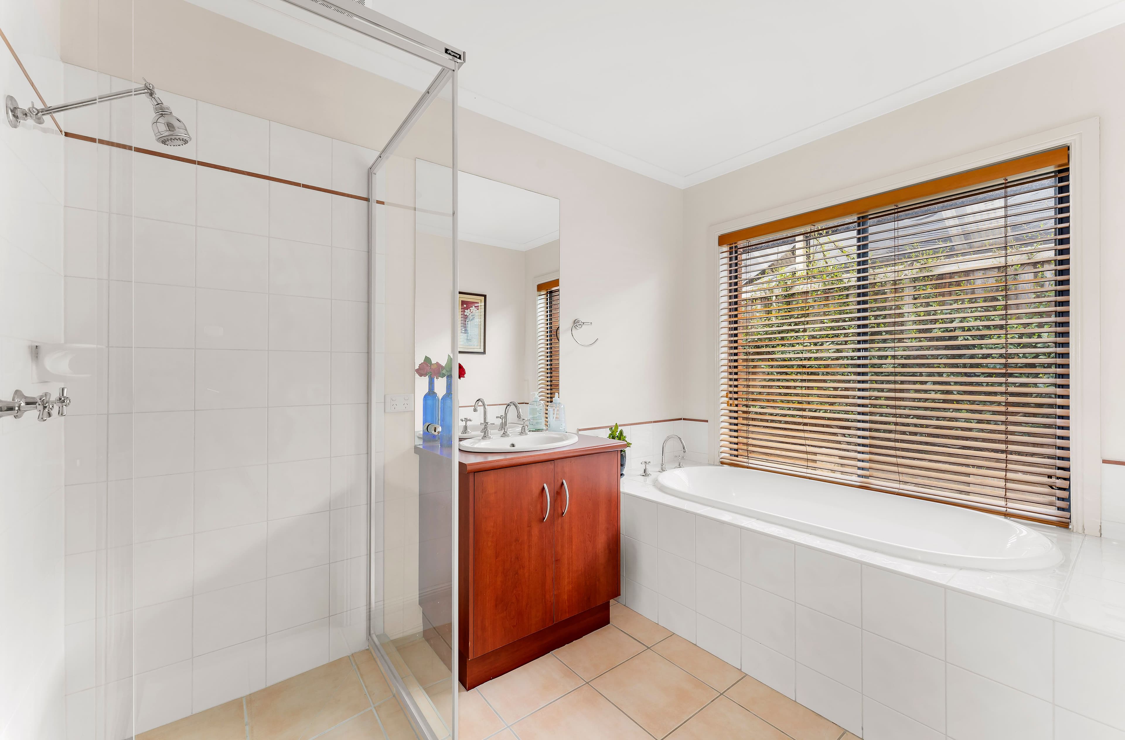 11 Outcrop Crescent, South Morang VIC 3752, South Morang - Thumbnail 8