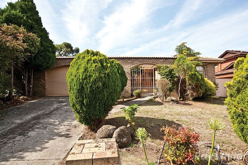 20 Mannering Drive, GLEN WAVERLEY VIC 3150, Glen Waverley - Image 1
