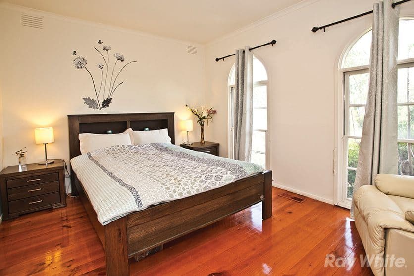 20 Mannering Drive, GLEN WAVERLEY VIC 3150, Glen Waverley - Thumbnail 6