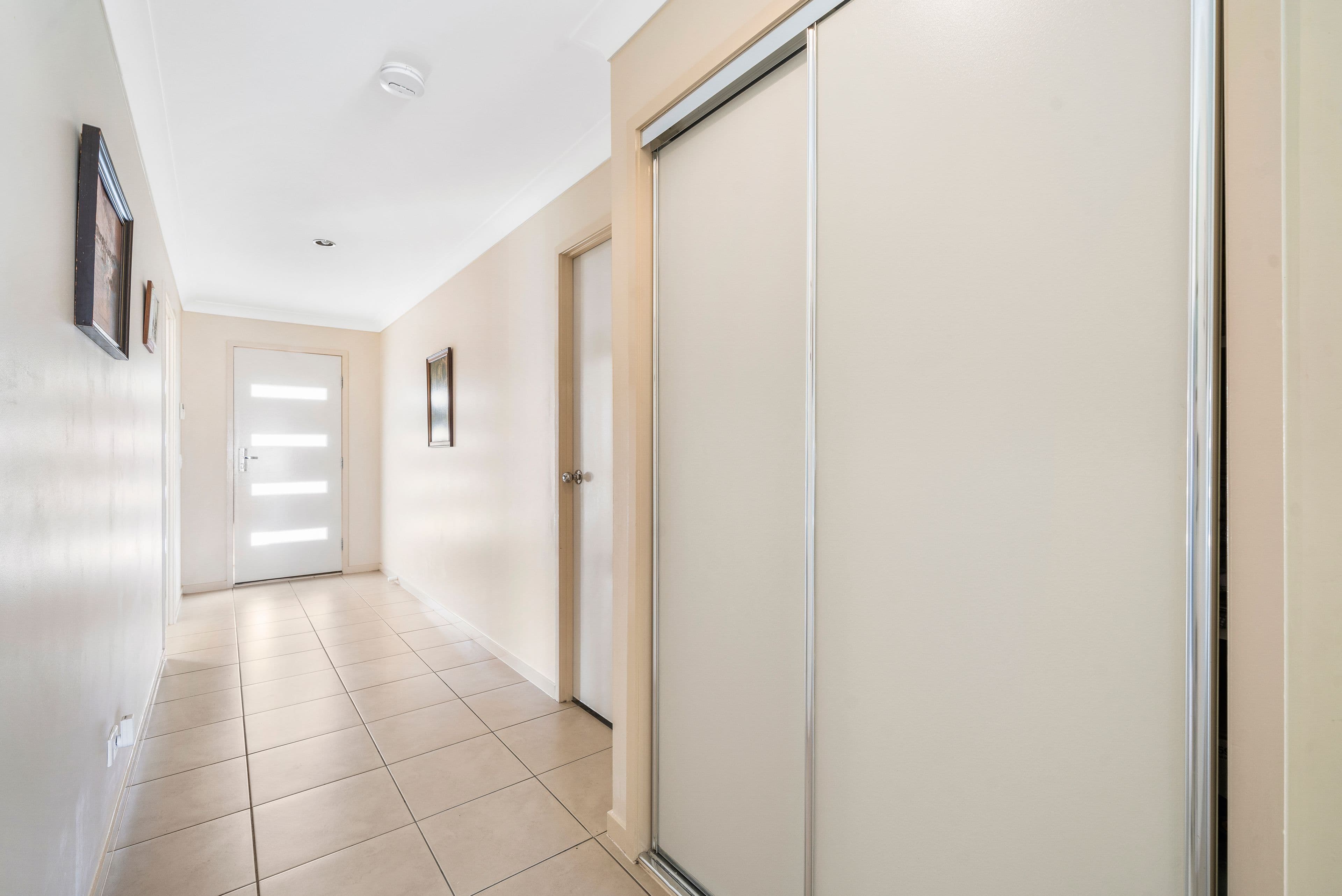 9 Lynne Court, Oakey QLD 4401, Oakey - Thumbnail 2