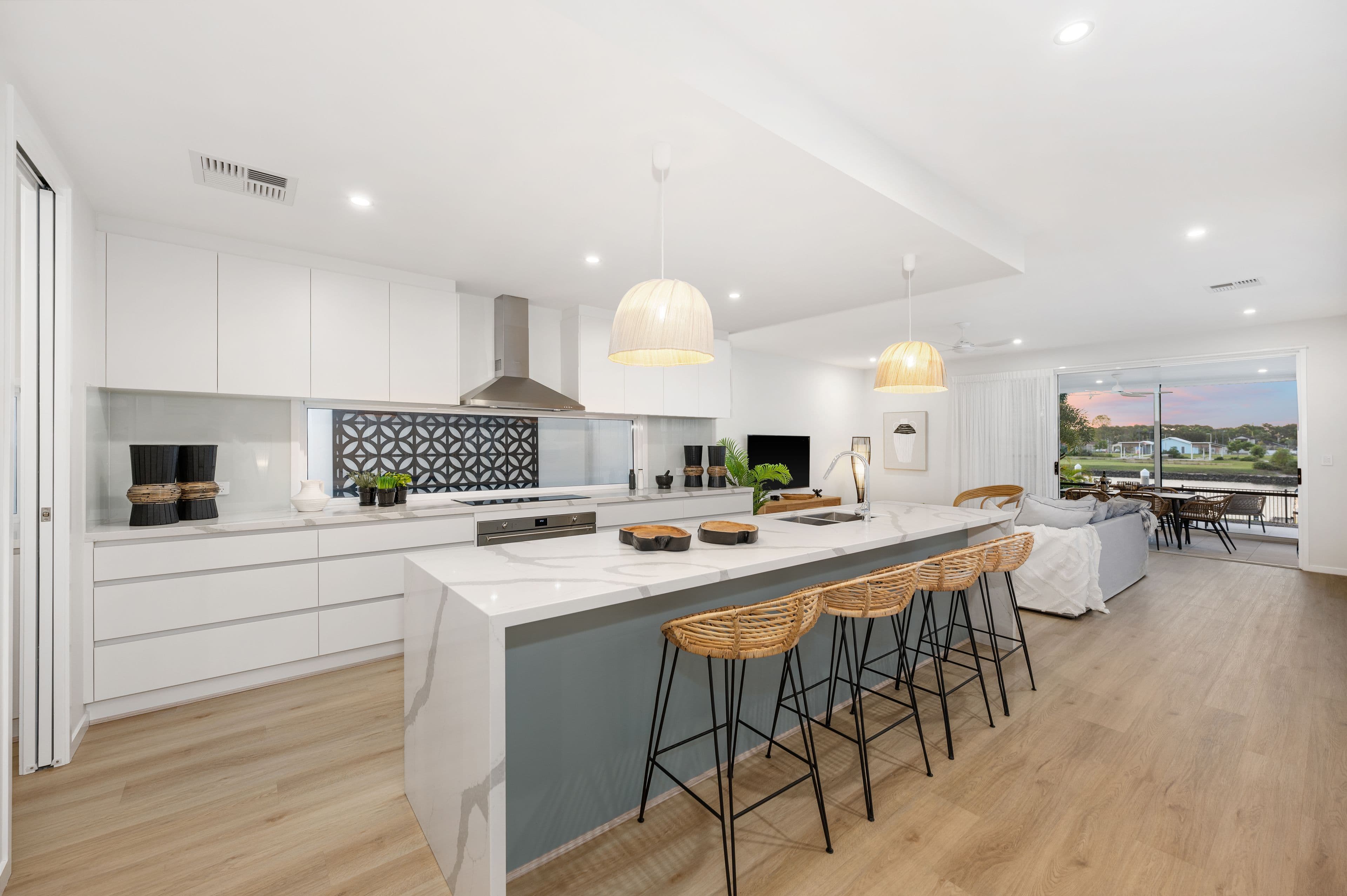 41 North View Street, Hope Island QLD 4212, Hope Island - Thumbnail 4