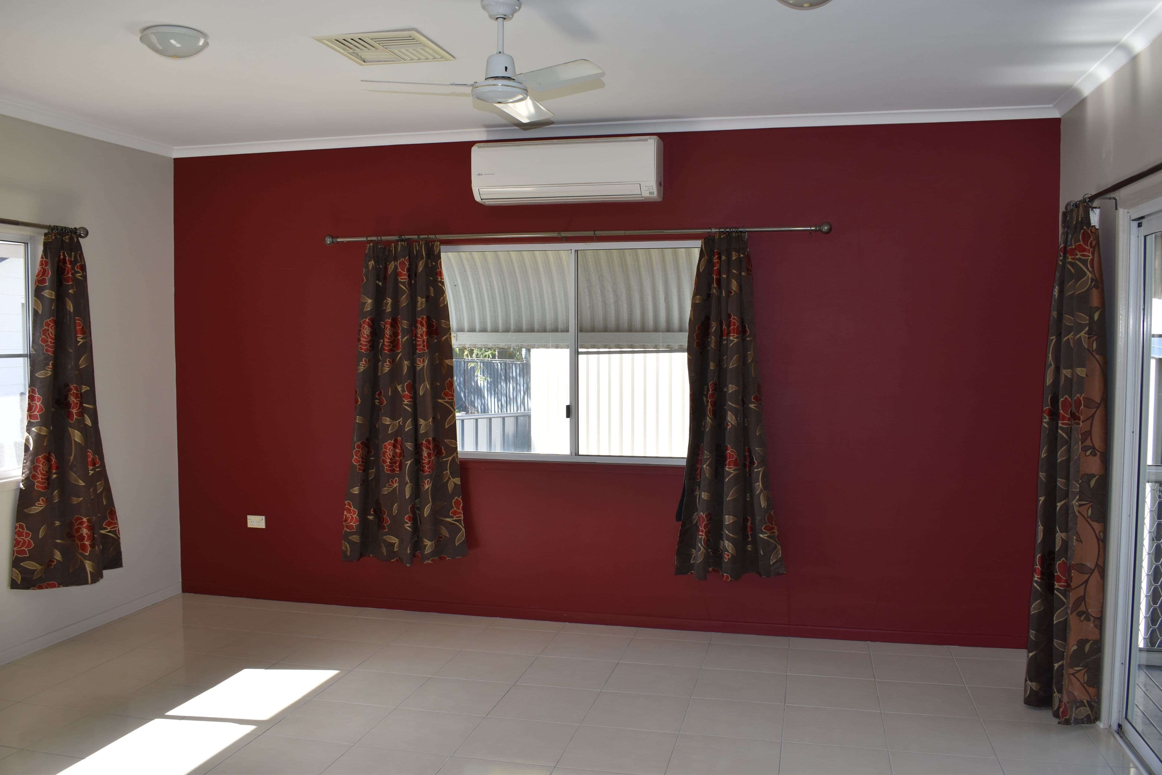 88 Moody Street, Emerald QLD 4720, Emerald - Thumbnail 5