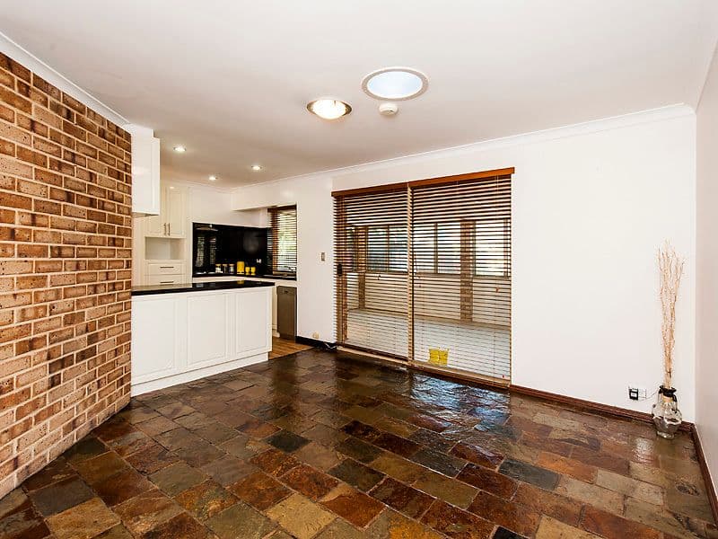 22 Florida Road, Safety Bay WA 6169, Safety Bay - Thumbnail 4