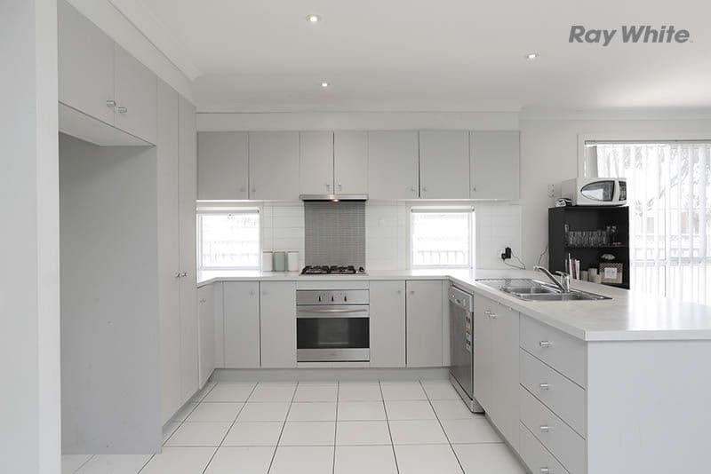 1 Cragside Place, DEER PARK VIC 3023, Deer Park - Thumbnail 2