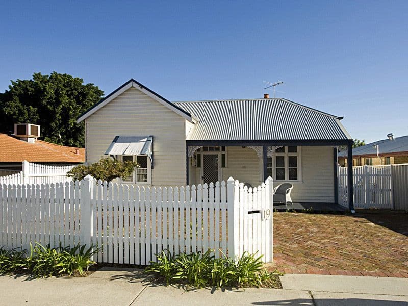 19 RATHAY Street, VICTORIA PARK WA 6100, Victoria Park - Image 1