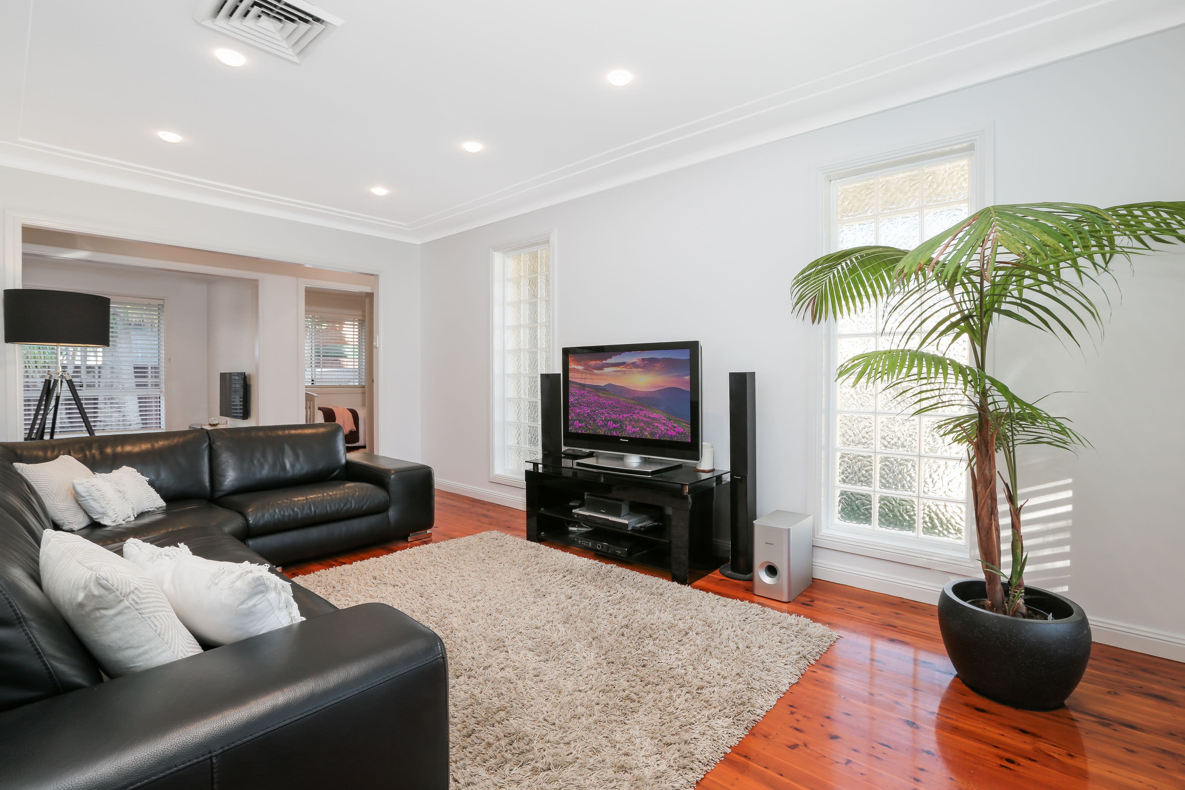 7 Katherin Road, Baulkham Hills - Thumbnail 3