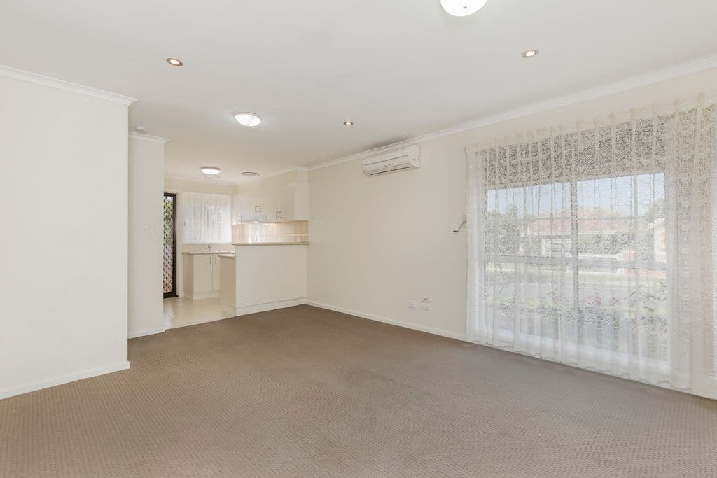 46 Sydenham Avenue, Manifold Heights VIC 3218, Manifold Heights - Thumbnail 3