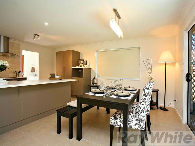 21 Naomai Street, BUNDAMBA QLD 4304, Bundamba - Thumbnail 6