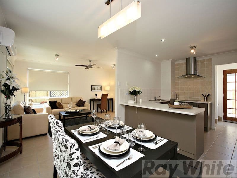 21 Naomai Street, BUNDAMBA QLD 4304, Bundamba - Thumbnail 7