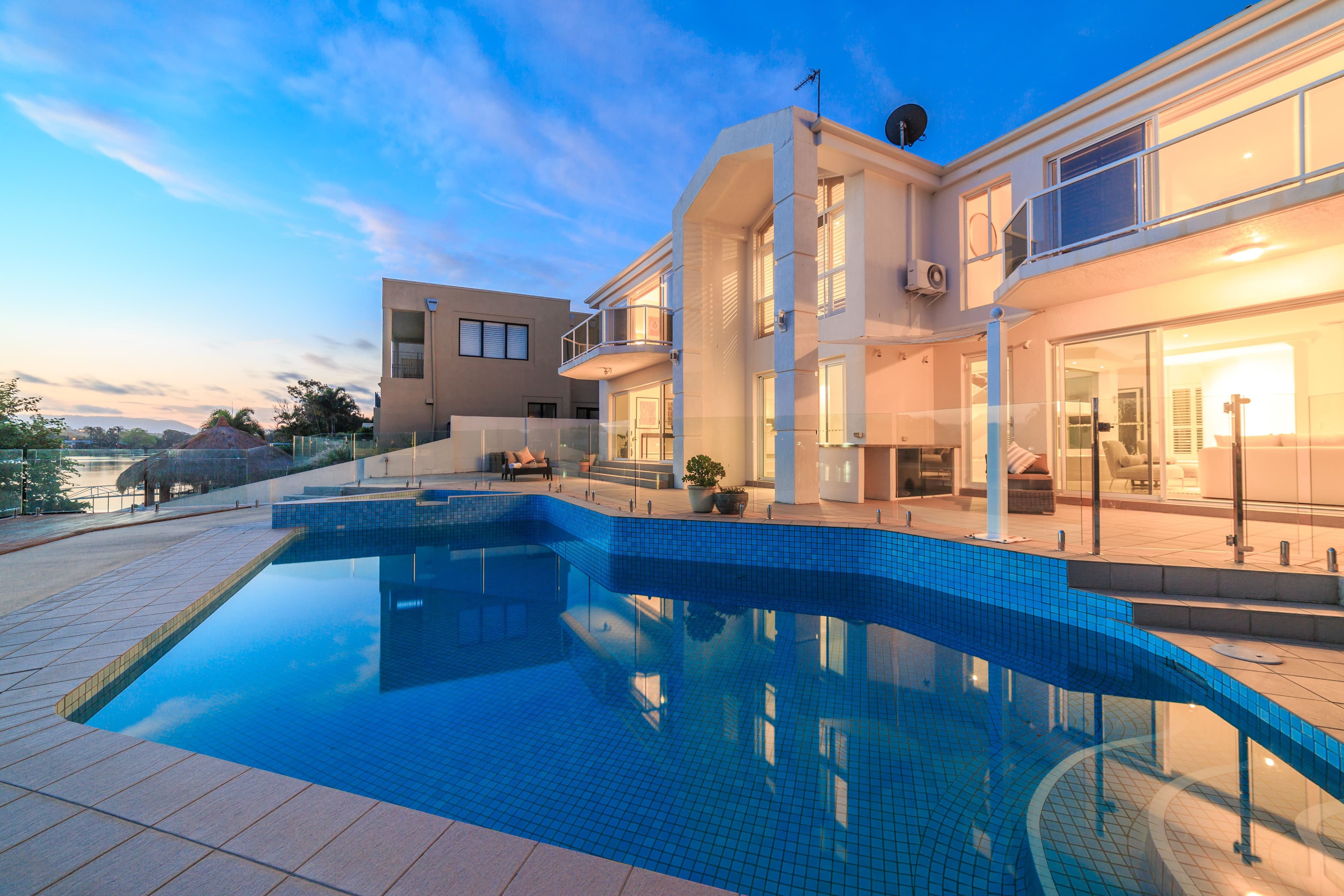 102 Cabana Boulevard, Benowa Waters QLD 4217, Benowa - Image 1