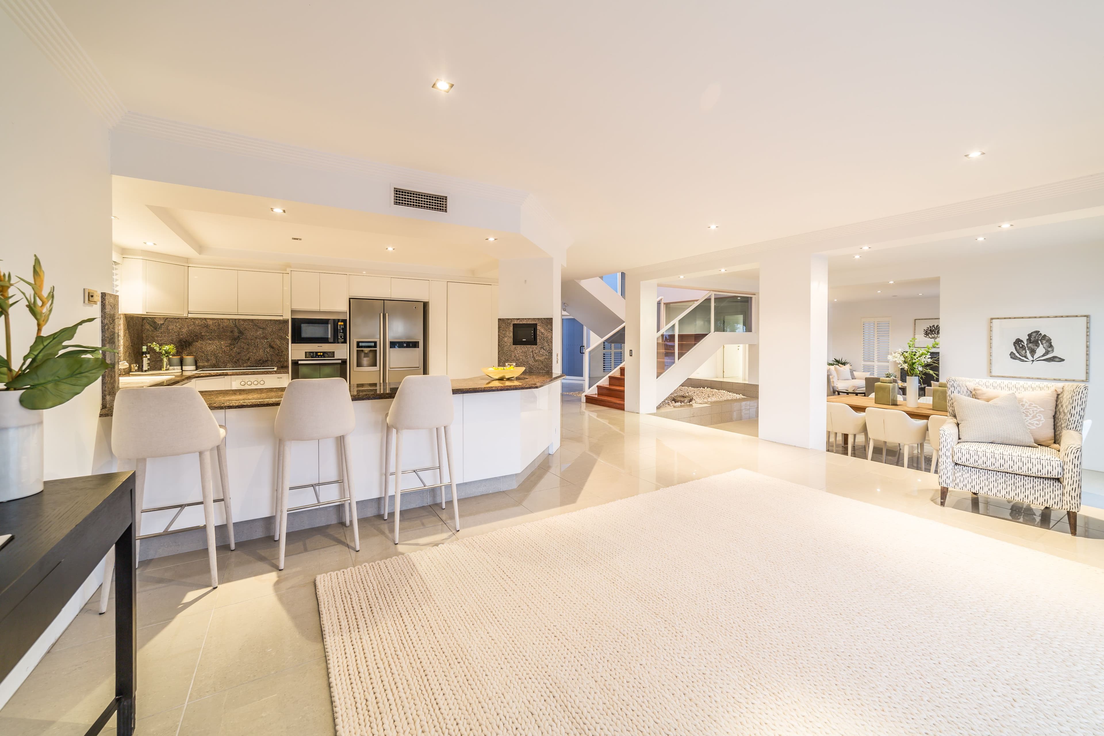 102 Cabana Boulevard, Benowa Waters QLD 4217, Benowa - Thumbnail 4