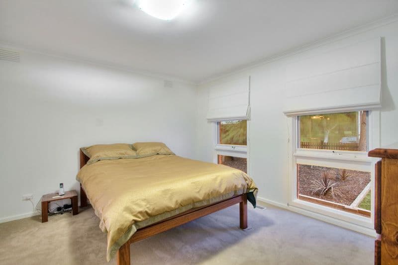 9  Seaton Drive, DINGLEY VILLAGE VIC 3172, Dingley Village - Thumbnail 8
