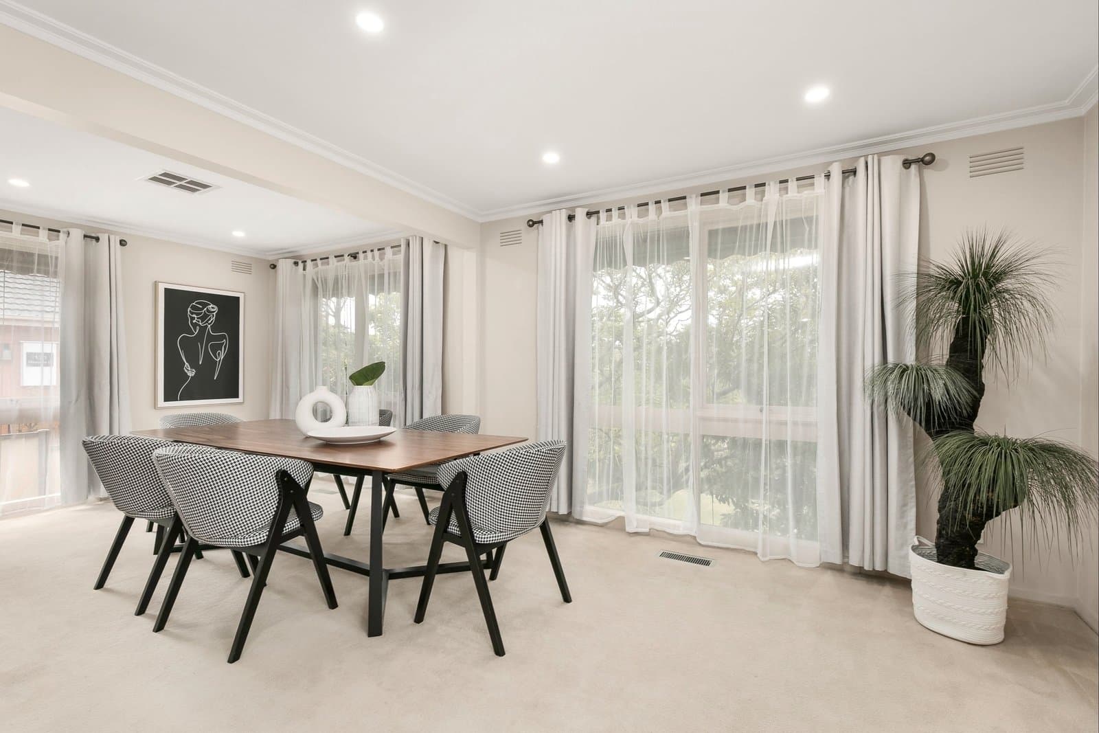 169 Mascoma Street, Strathmore - Thumbnail 3