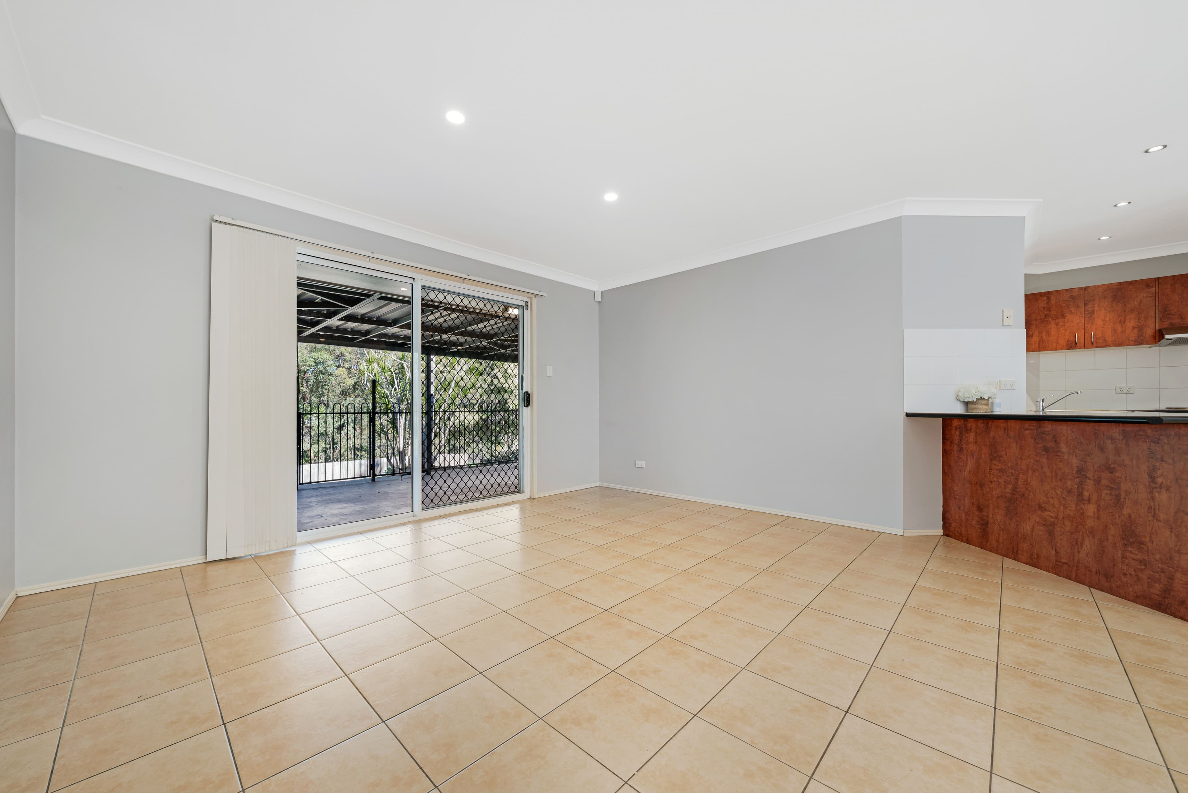 38 Kummara Road, Edens Landing QLD 4207, Edens Landing - Thumbnail 5