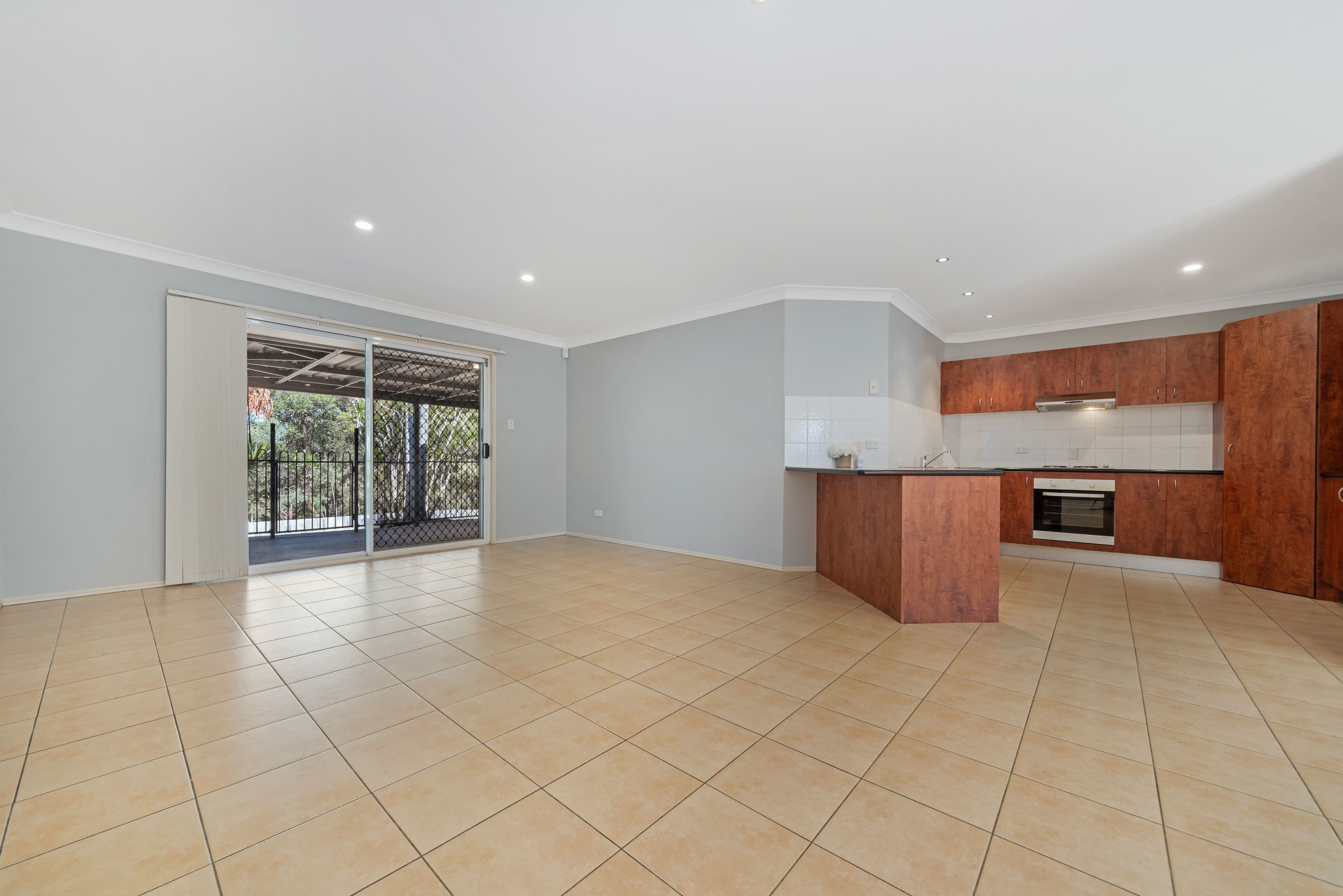 38 Kummara Road, Edens Landing QLD 4207, Edens Landing - Thumbnail 6