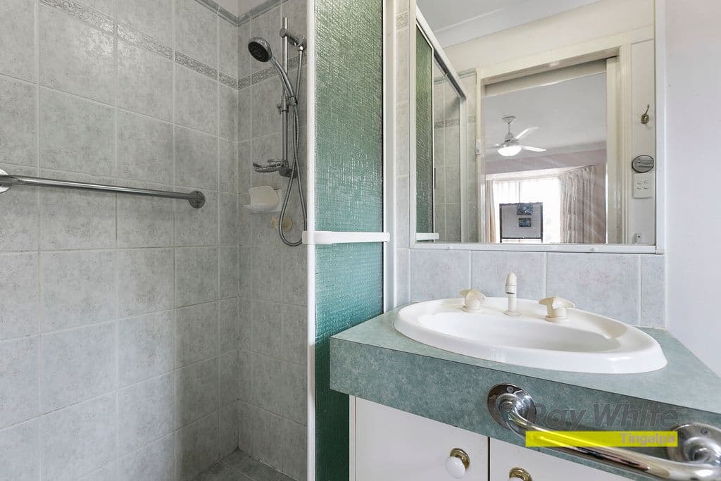 16 Brett Place, Wynnum West QLD 4178, Wynnum West - Thumbnail 8