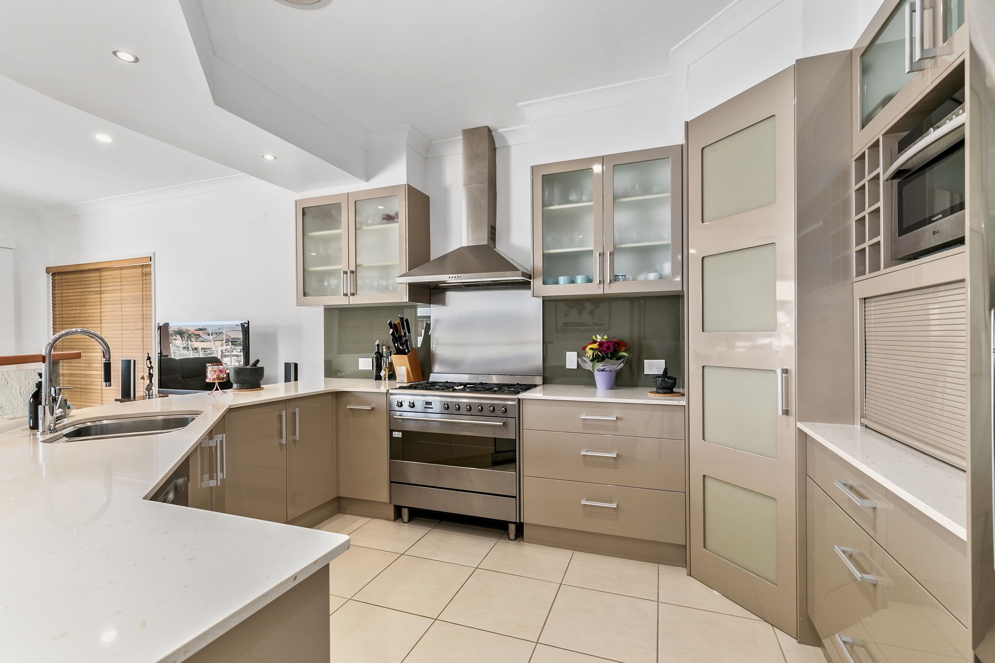 61 Mary Pleasant Drive, Birkdale QLD 4159, Birkdale - Thumbnail 5