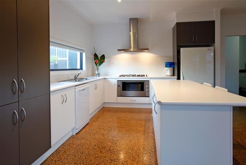 4 Scarlet Drive, BUNDOORA VIC 3083, Bundoora - Thumbnail 6