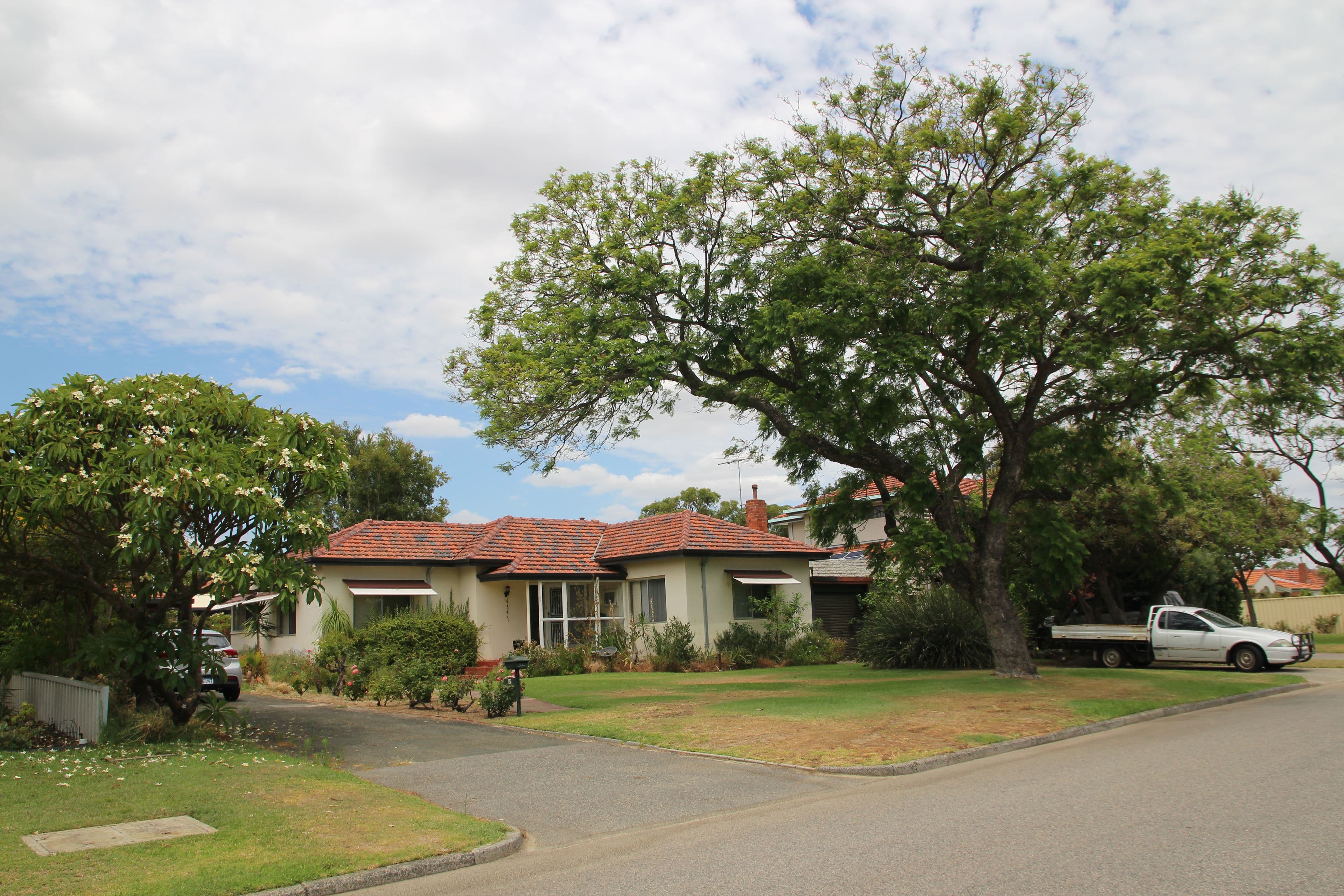 7 Ventnor Avenue, Mount Pleasant WA 6153, Mount Pleasant - Thumbnail 2