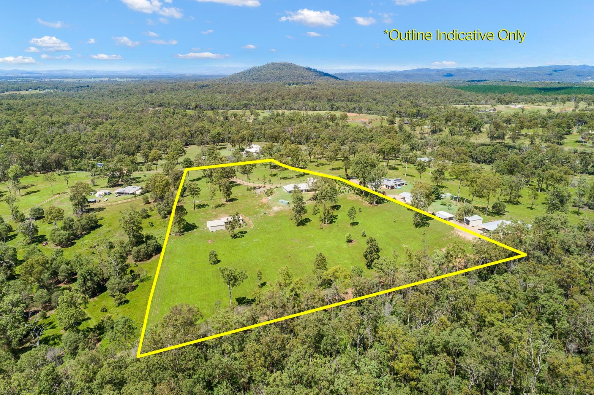37 Essex Court, Mount Hallen QLD 4312, Mount Hallen - Thumbnail 3