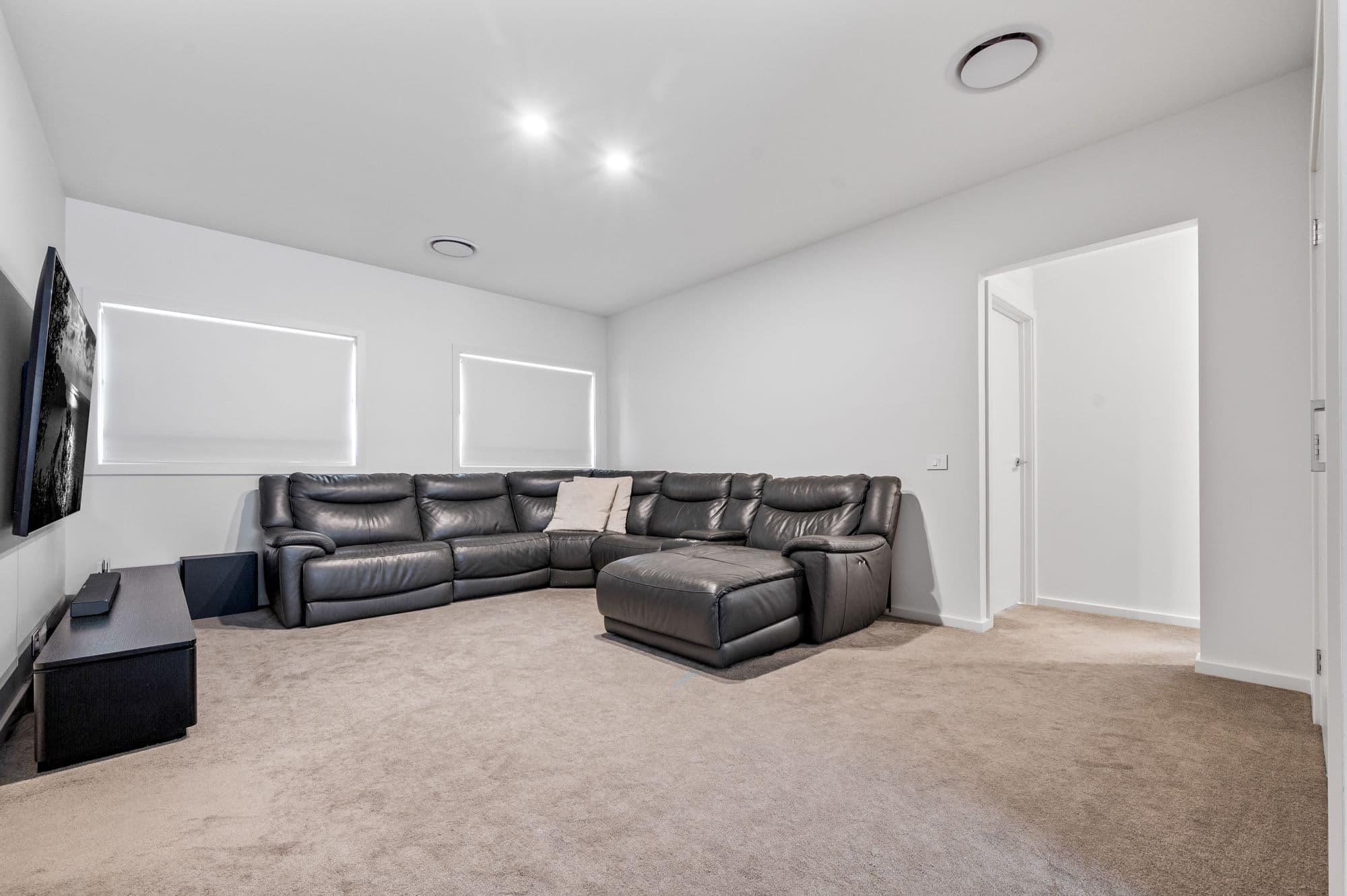 37 Ballandean Boulevard, GLEDSWOOD HILLS NSW 2557, Gledswood Hills - Thumbnail 6