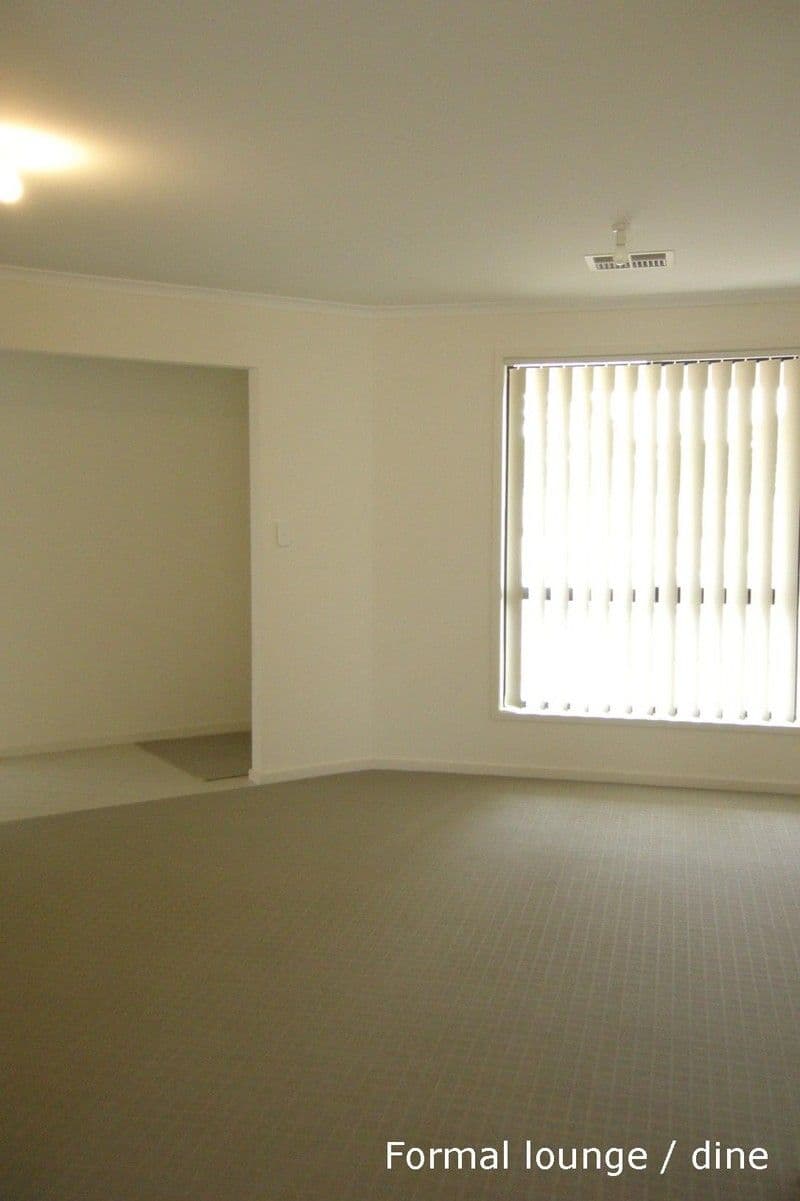 14 Admiralty Circuit ( PLAYFORD WATERS ), SMITHFIELD SA 5114, Smithfield - Thumbnail 5