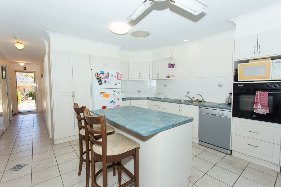 10 Barron Road, BIRKDALE QLD 4159, Birkdale - Thumbnail 2