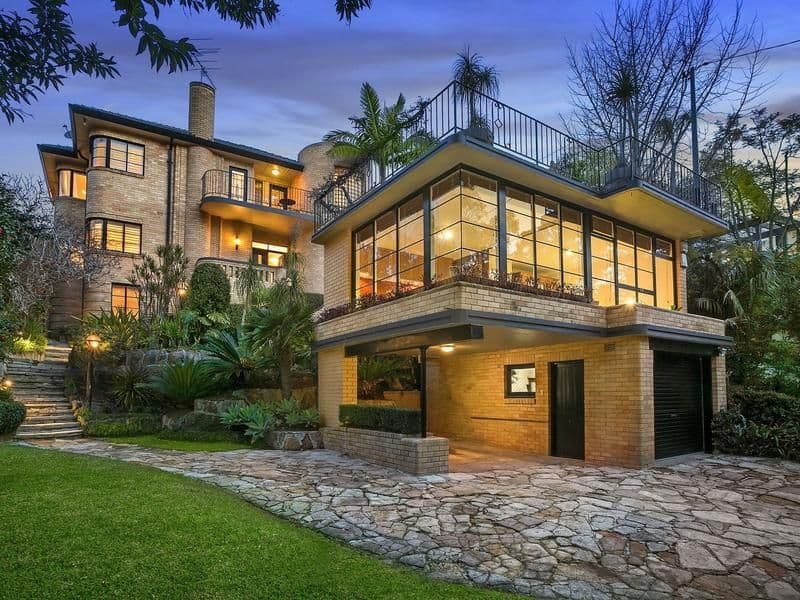 25 Amarna Parade, Roseville - Image 1