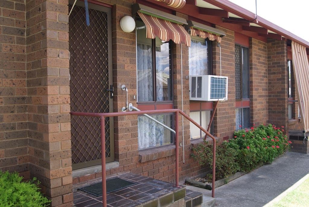 405 Griffith Road, Lavington NSW 2641, Lavington - Image 1