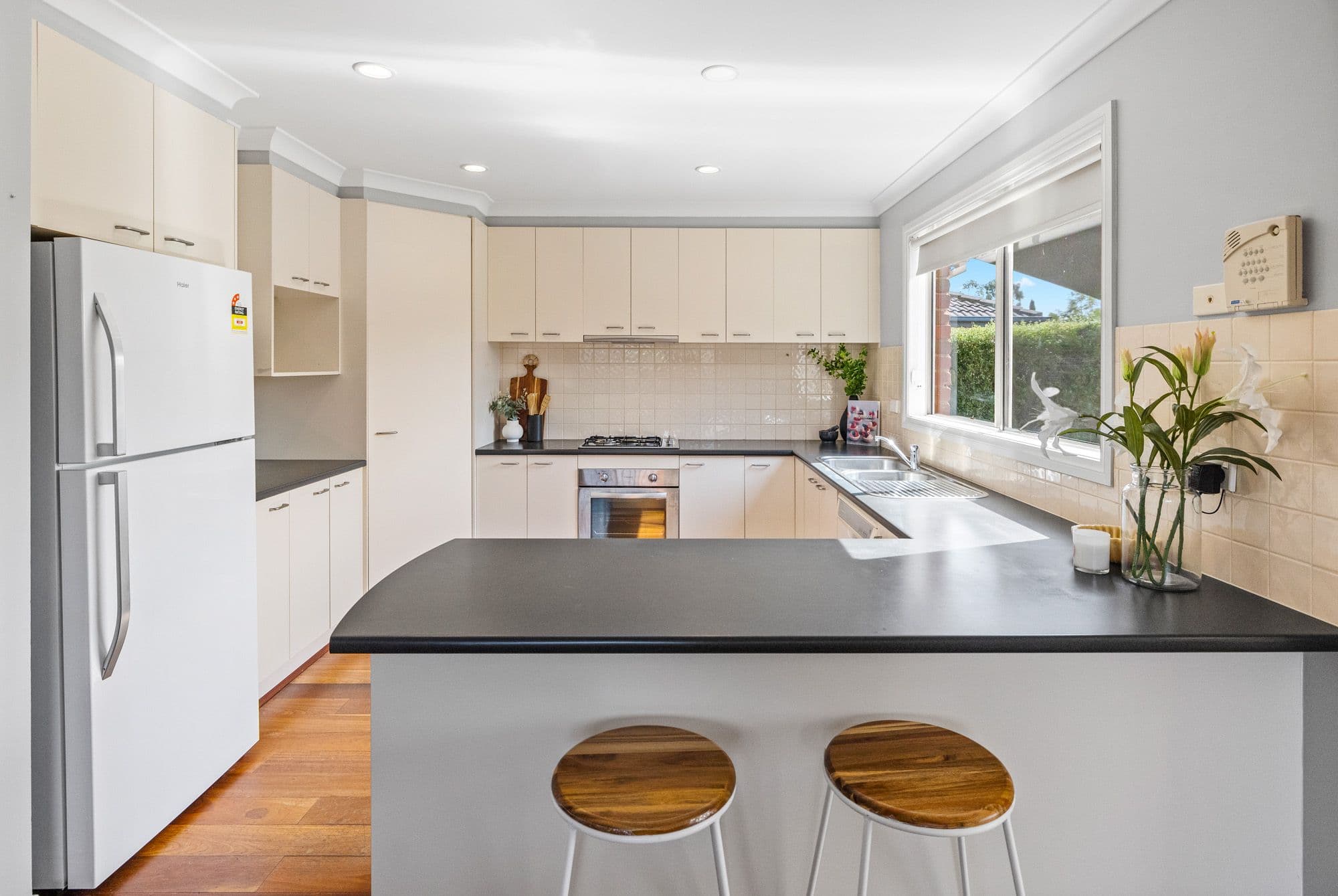 23 Silver Gum Street, MANOR LAKES VIC 3024, Manor Lakes - Thumbnail 2