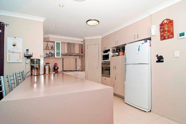 7 Lindesay Street, CALOUNDRA QLD 4551, Caloundra West - Thumbnail 7