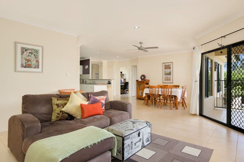 9 Barcoo Close, BENTLEY PARK QLD 4869, Bentley Park - Thumbnail 5