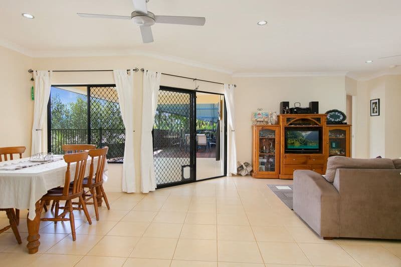 9 Barcoo Close, BENTLEY PARK QLD 4869, Bentley Park - Thumbnail 6