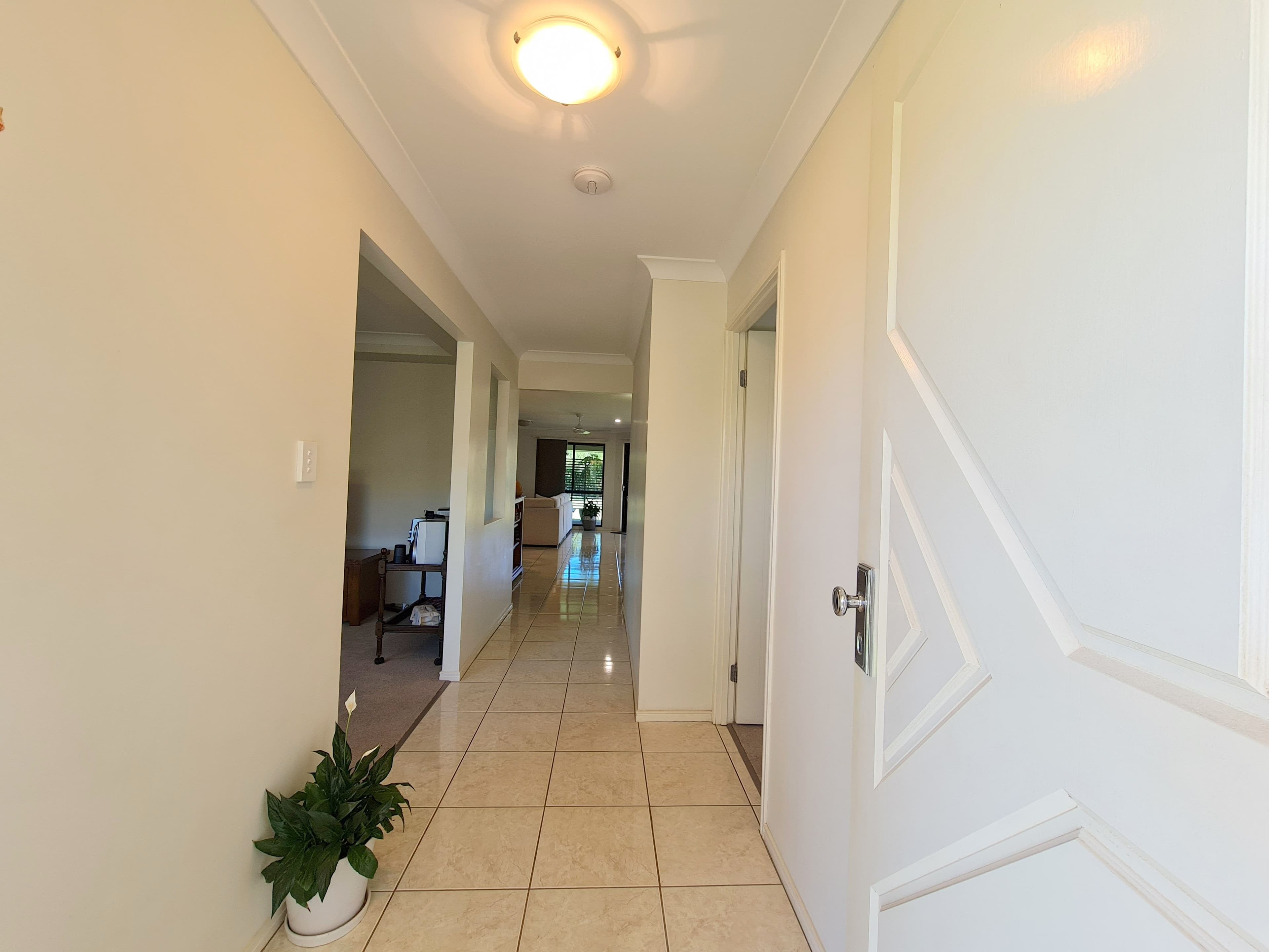 24 Smythe Drive, Highfields QLD 4352, Highfields - Thumbnail 4